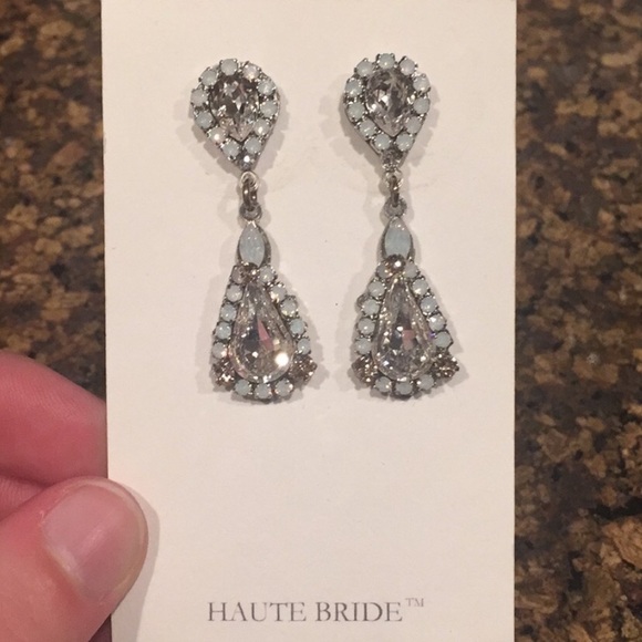 Haute Bride - Bridal Drop Earrings - Picture 1 of 4